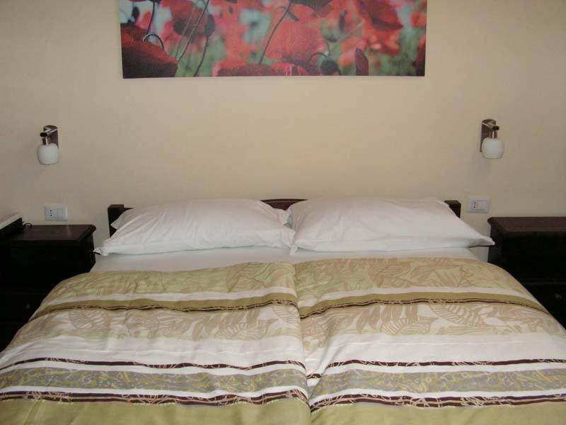 Canin Hotel